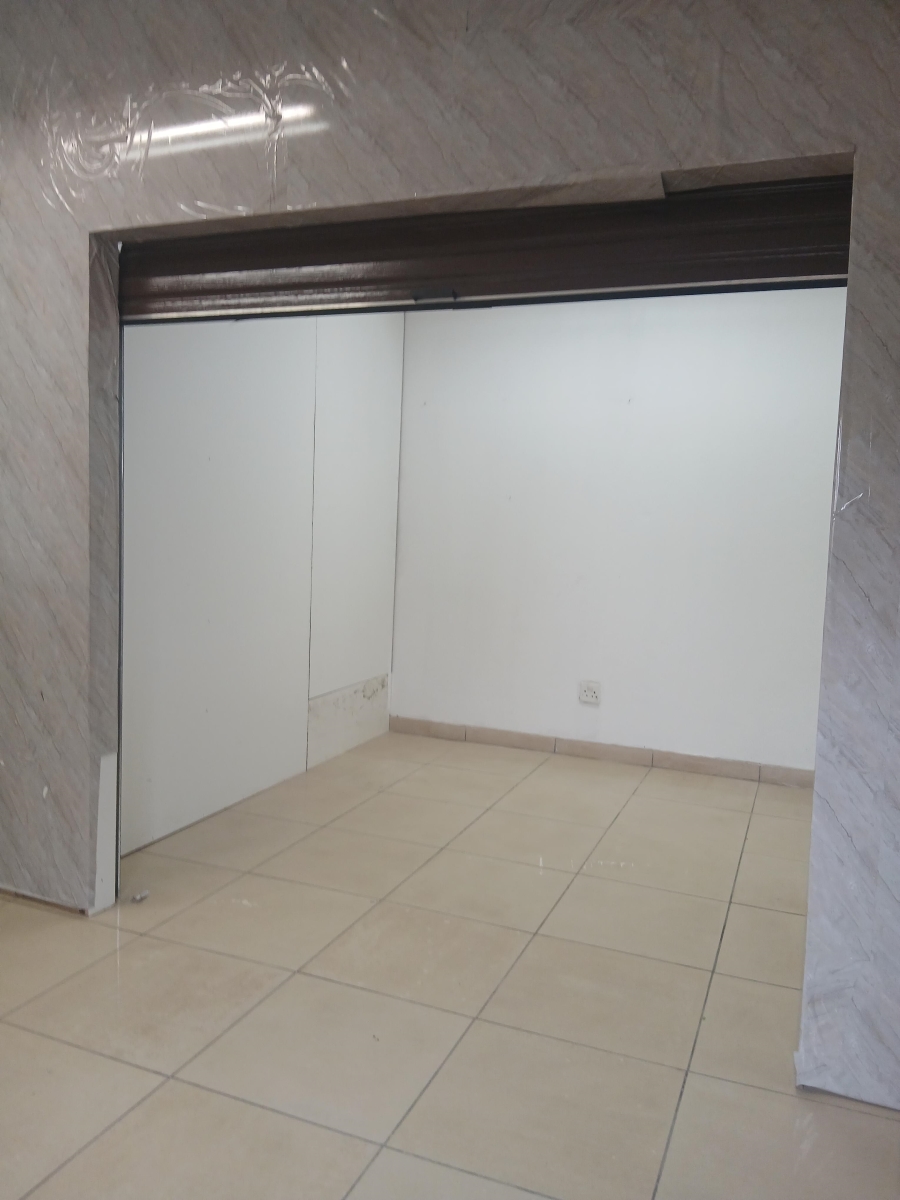 To Let commercial Property for Rent in Zinniaville North West